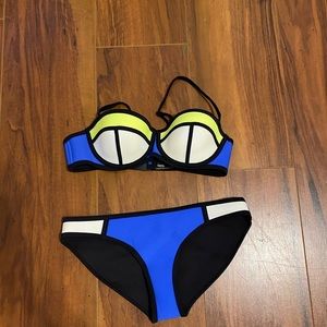 Triangl bikini